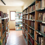 Biblioteca Villa 2
